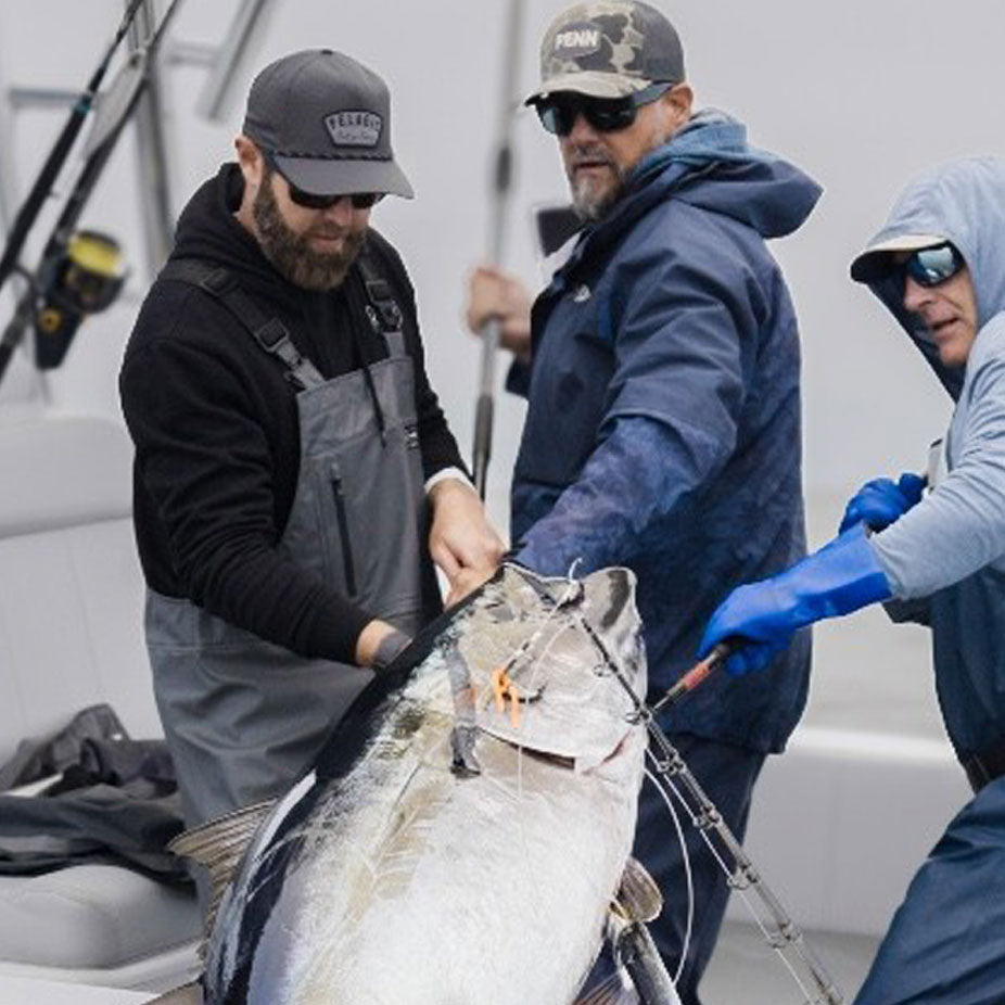 Use a Kite to Score Big Tuna on Surface Bites!